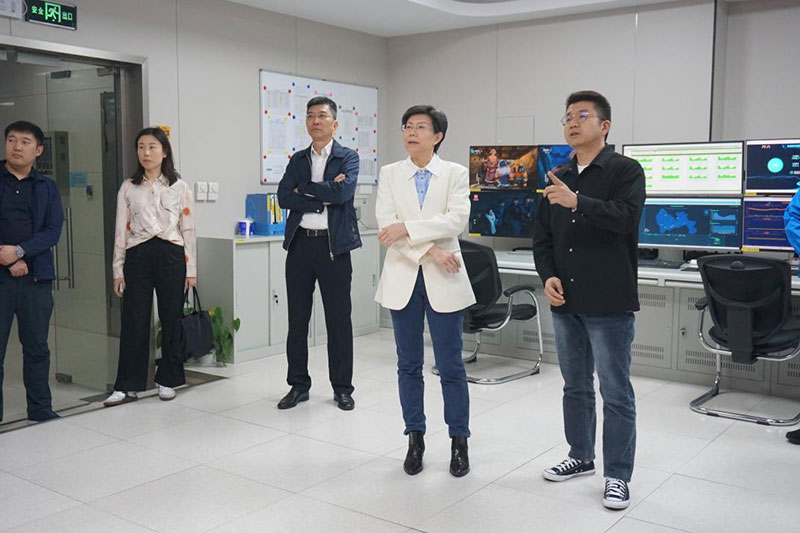中國(guó)廣電陳薇調(diào)研廣東廣電網(wǎng)絡(luò)，要求加快“全省一網(wǎng)”整合